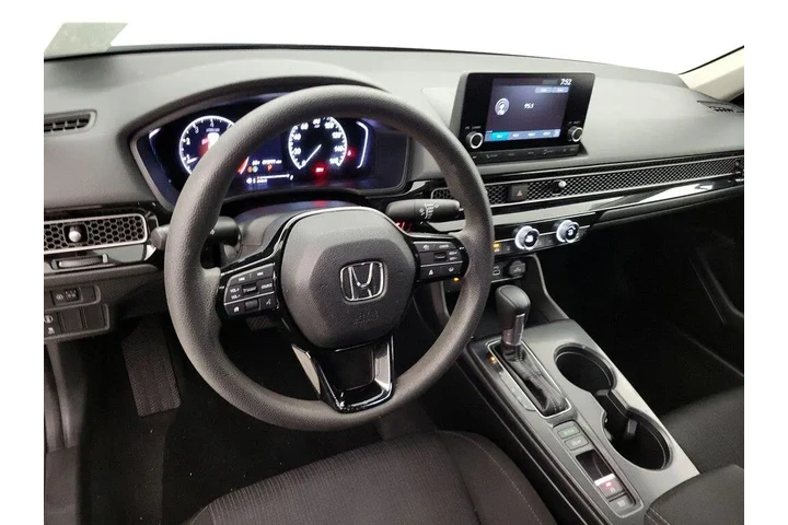 $18998 : Honda Civic 2022 LX 4dr Seda image 9