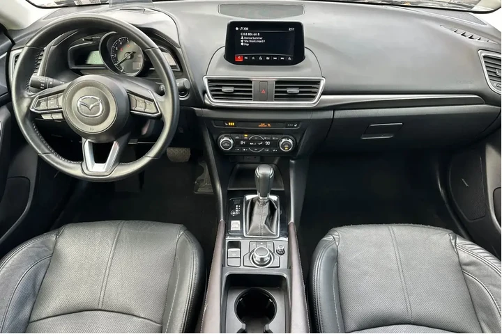 $16284 : Mazda Mazda3 2017 Grand Tour image 3