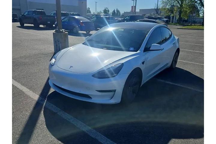 $22000 : Tesla Model 3 2022 4dr Sedan image 1