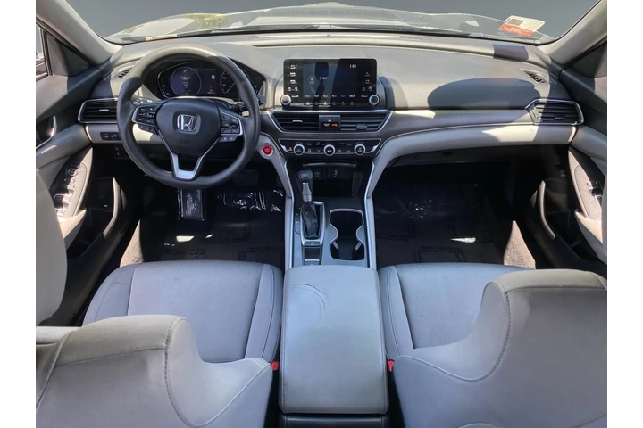 $18222 : Honda Accord 2018 LX 4dr Sed image 10