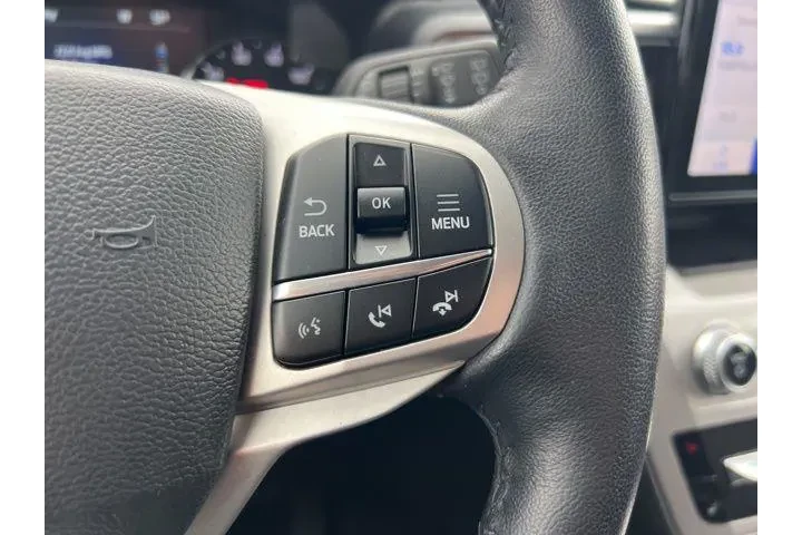 $27275 : Ford Explorer 2023 XLT 4dr S image 10