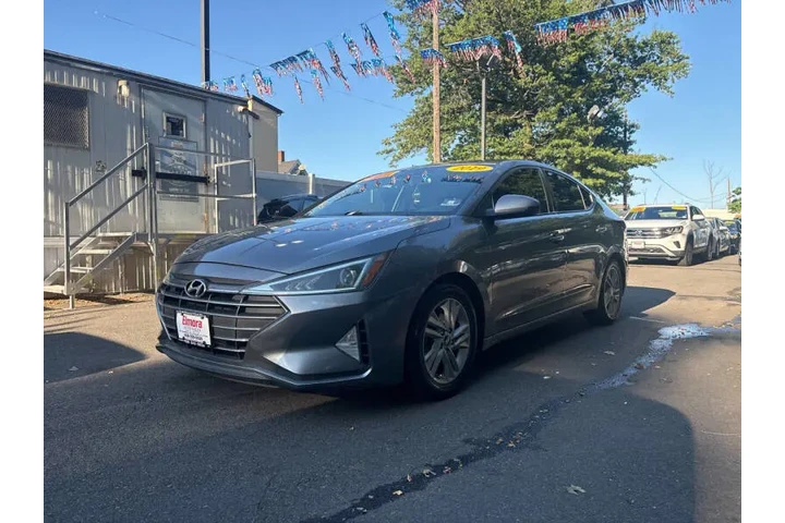 $11499 : 2019 Elantra SEL image 4