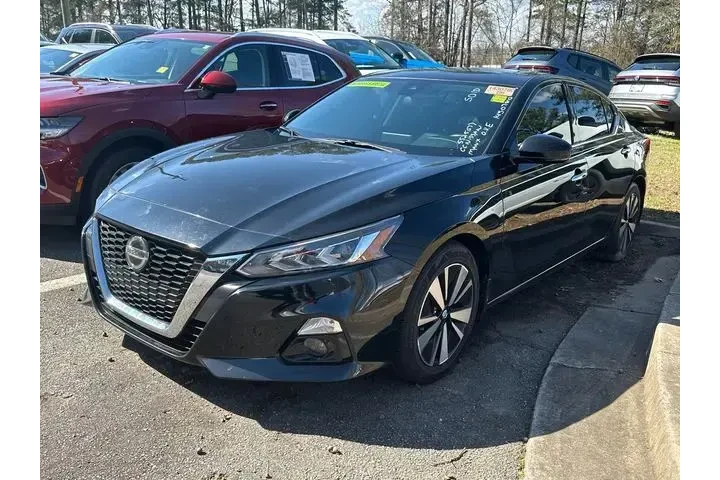 $19821 : Nissan Altima 2022 2.5 SL 4d image 3