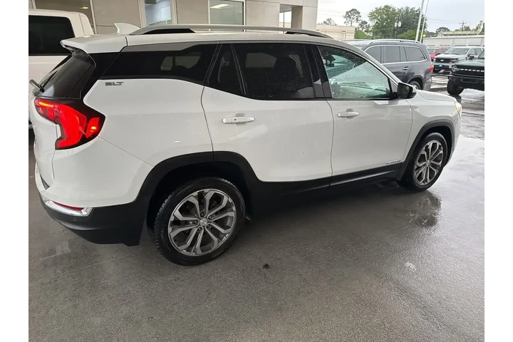 $16491 : GMC Terrain 2019 SLT 4dr SUV image 3