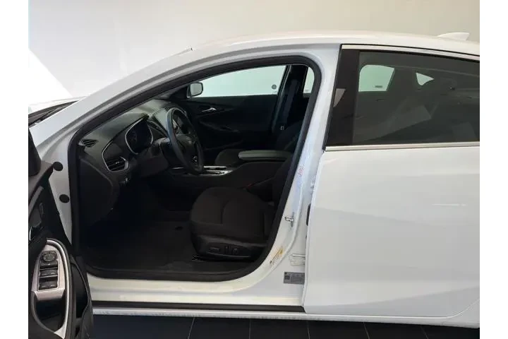 $19315 : Chevrolet Malibu 2024 LT 4dr image 8