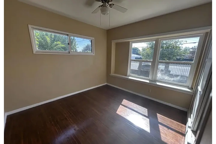 $2700 : Your next house awaits you… image 1