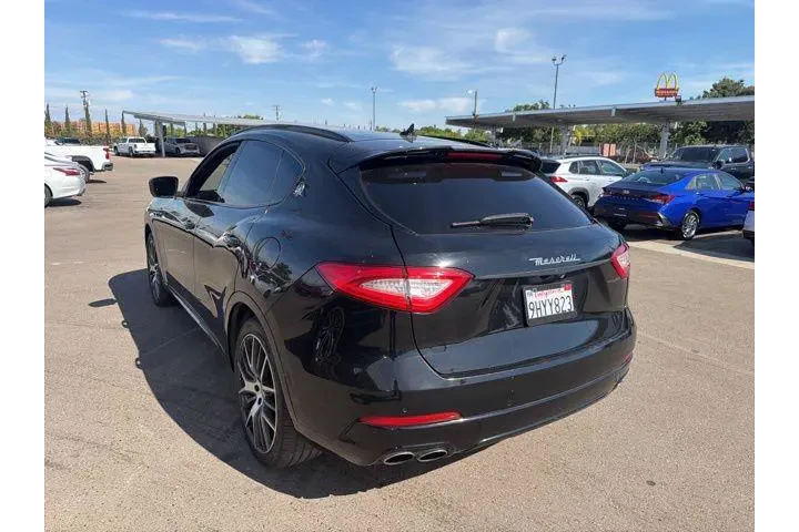$18500 : Maserati Levante 2017 AWD 4d image 3
