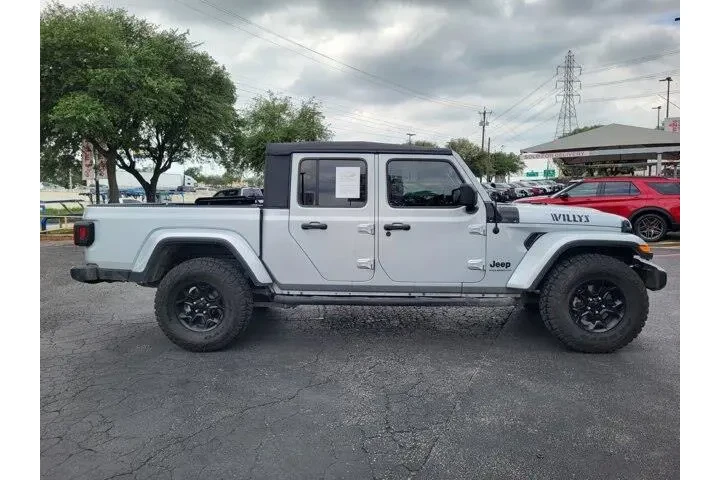 $32800 : Jeep Gladiator 2023 4x4 Spor image 2