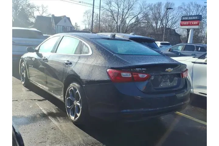$17595 : Chevrolet Malibu 2023 LT 4dr image 6