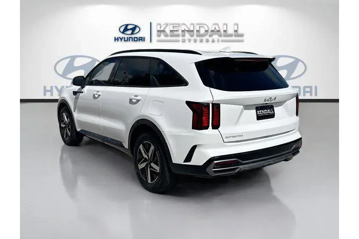 $23489 : Kia Sorento 2023 S 4dr SUV image 4