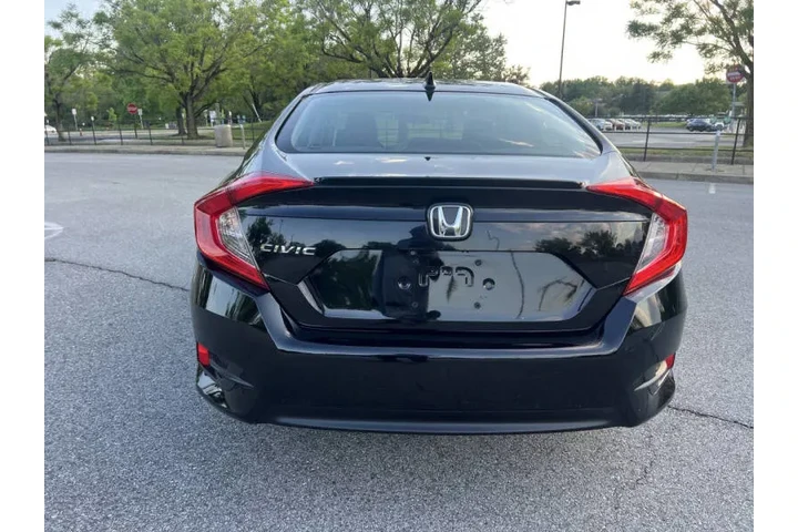 $11900 : 2016 Civic EX-T image 7