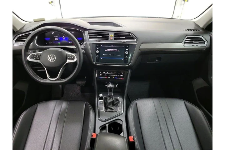 $22998 : Volkswagen Tiguan 2023 SE 4d image 9