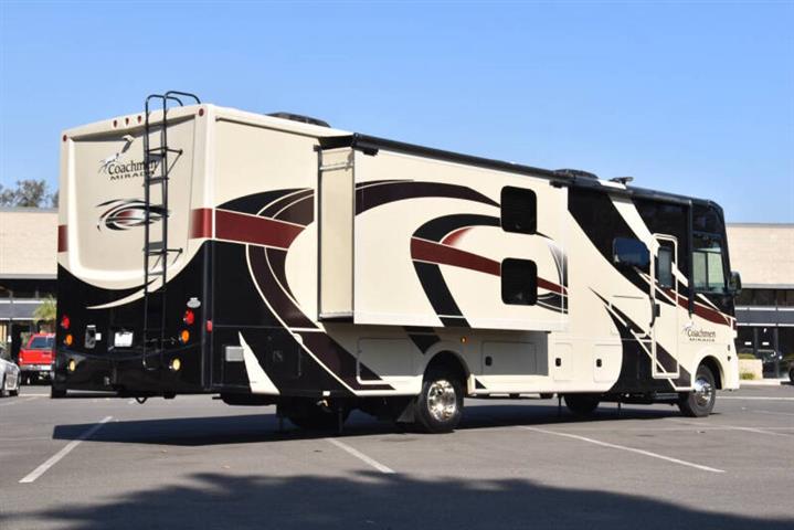 $89999 : 2019 Coachmen RV MIRADA 35BH image 5