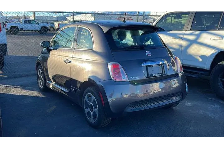 $8984 : FIAT 500e 2017 Base 2dr Hatc image 3
