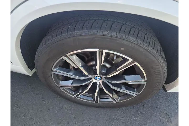 $35995 : BMW X5 2021 AWD xDrive40i 4d image 9