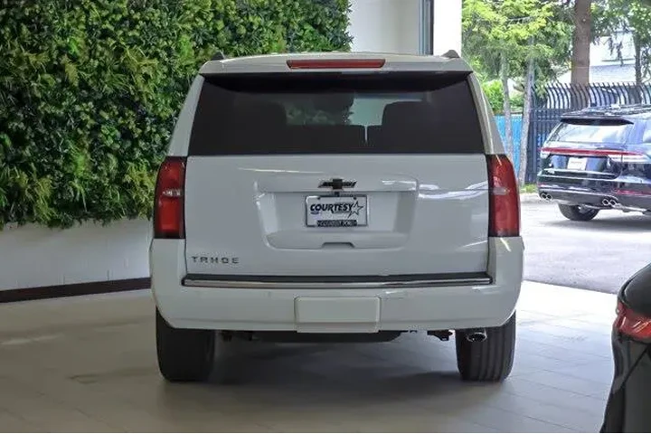 $27433 : Chevrolet Tahoe 2016 4x4 LTZ image 5