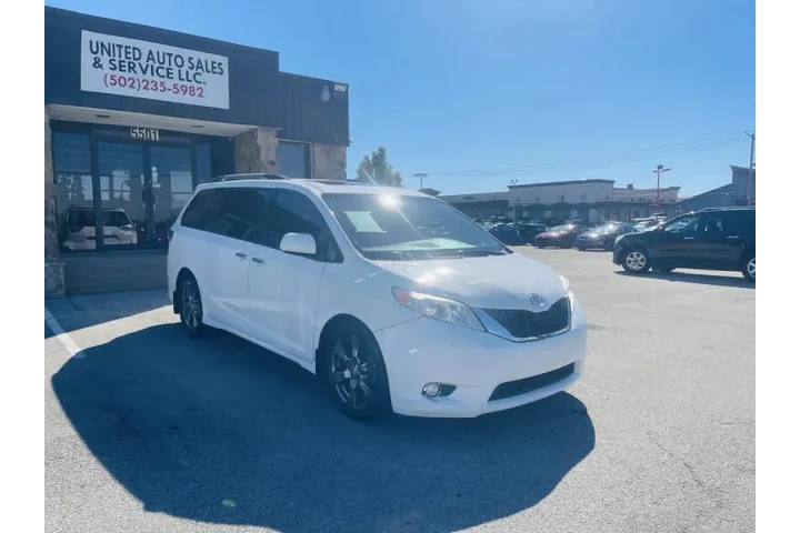 $11850 : 2017 Sienna SE 8-Passenger image 9