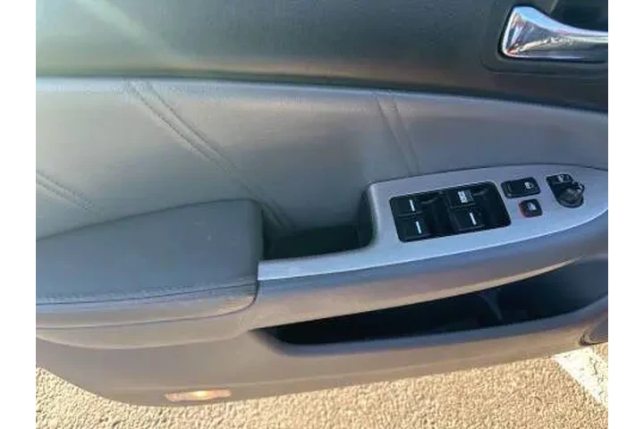 2005 Accord EX w/Leather w/Na image 5