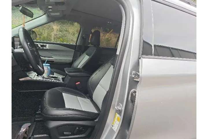 $29499 : Ford Explorer 2023 XLT 4dr S image 9