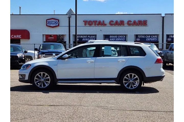$14972 : 2017 Golf Alltrack TSI SE 4Mo image 3