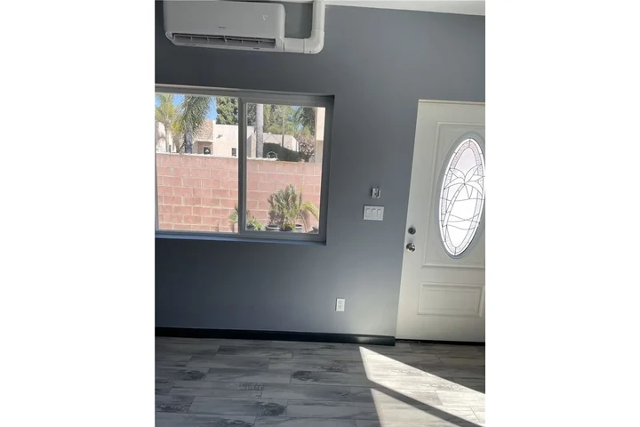 $1100 : Mission Viejo, CA el encanto image 6