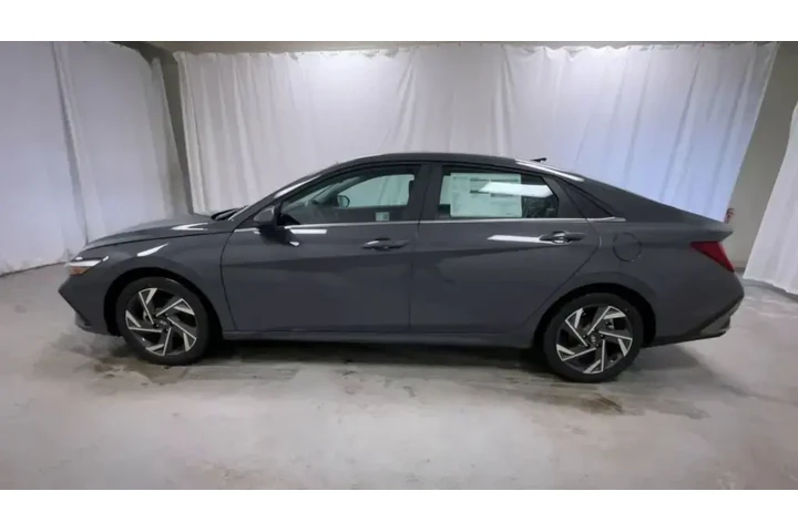 $24240 : Hyundai ELANTRA 2025 SEL Con image 5