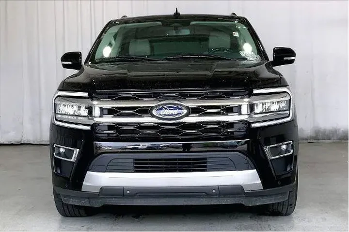 $39991 : Ford Expedition 2024 4x2 Lim image 3