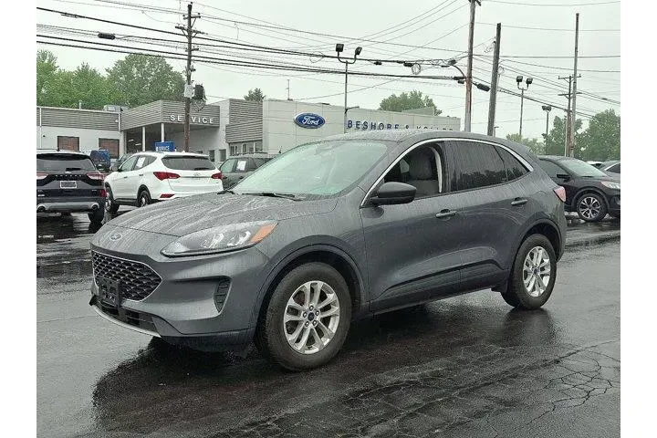 $21701 : Ford Escape 2022 AWD SE 4dr image 3