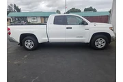 $31000 : Toyota Tundra 2018 4x2 SR5 4 thumbnail