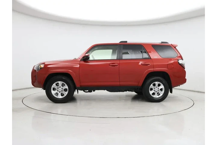 $30998 : Toyota 4Runner 2023 4x2 SR5 image 3