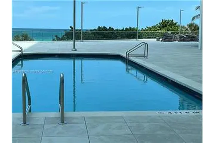 $4500 : Rental property with 2 bedro image 7