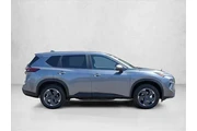 $29999 : Nissan Rogue 2025 SV 4dr Cro thumbnail
