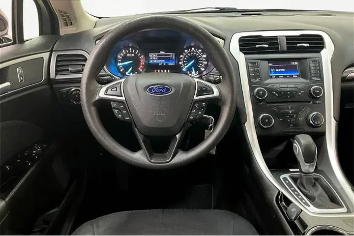 $7490 : Ford Fusion 2016 SE 4dr Seda image 5