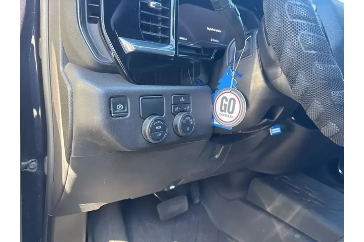 $33750 : Chevrolet Silverado 1500 202 image 8