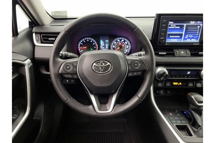 $34998 : Toyota RAV4 2022 AWD XLE Pre image 10