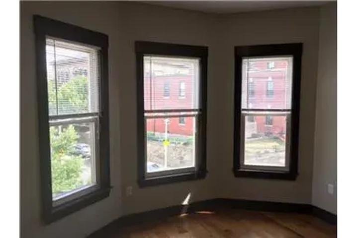 $5750 : Rental property with 5 bedro image 7