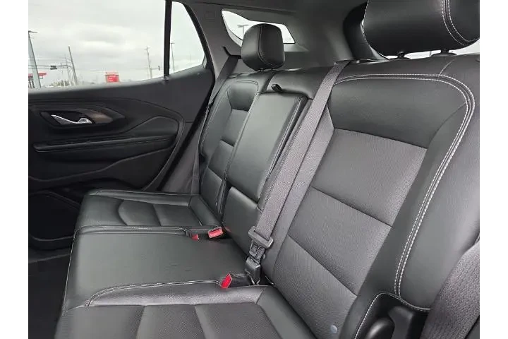 $22819 : GMC Terrain 2024 AWD SLT 4dr image 7