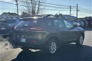 $7990 : PRE-OWNED 2016 JEEP CHEROKEE thumbnail