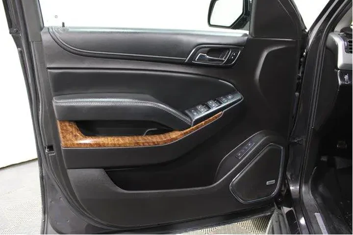 $24997 : Chevrolet Suburban 2016 4x4 image 6