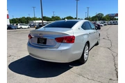 $8980 : 2016 Impala 4dr Sdn LT w/1LT thumbnail