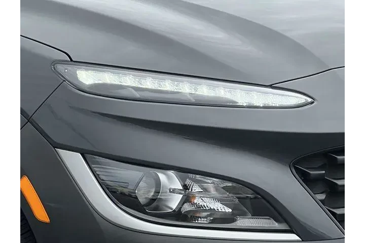 $19498 : Hyundai KONA 2023 AWD SEL 4d image 8