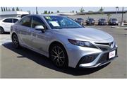 $23600 : 2021 Camry SE Sedan 4D thumbnail