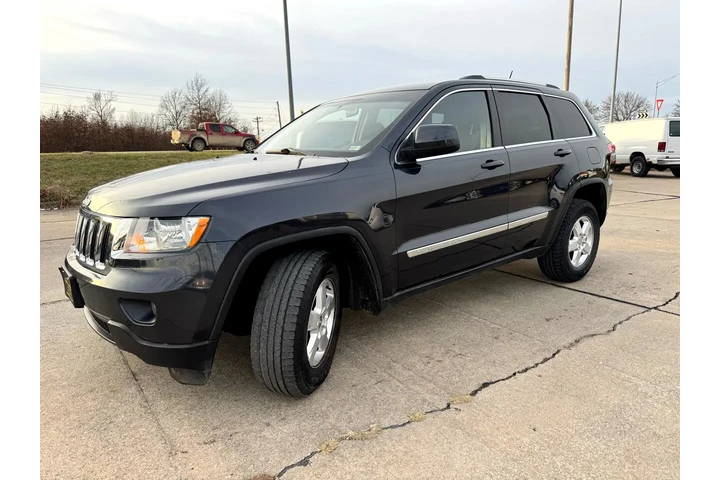 $7999 : 2012 Grand Cherokee Laredo 4WD image 4