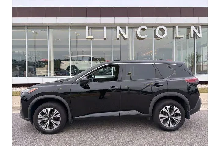 $18148 : Nissan Rogue 2022 SV 4dr Cro image 2