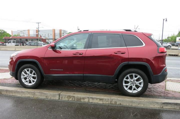 $9995 : 2014 Cherokee Latitude image 7