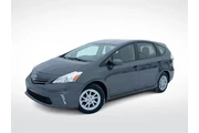 Toyota Prius v 2014 Three 4d en Detroit