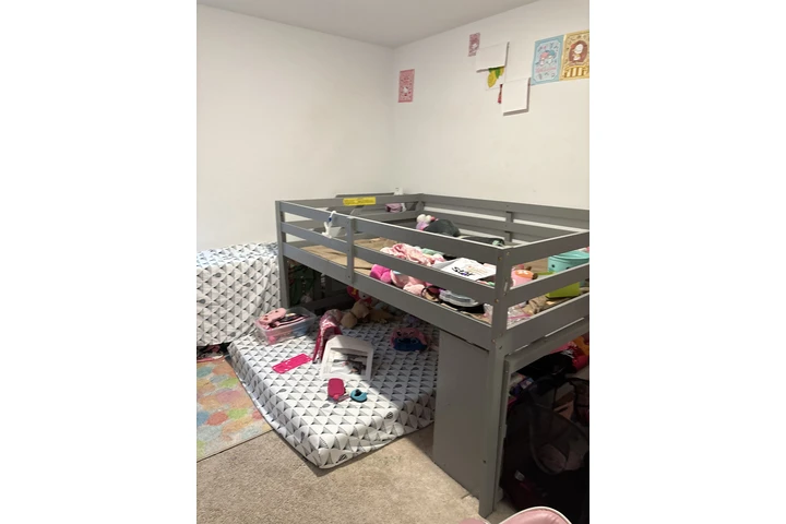 $200 : Juego de Cuarto Niña(o) image 1