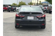 $33870 : Toyota Camry 2025 SE 4dr Sed thumbnail