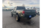 $36999 : Toyota Tacoma 2022 4x4 SR5 V thumbnail