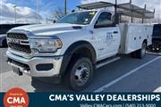 $67998 : PRE-OWNED 2019 RAM 5500HD TRA thumbnail